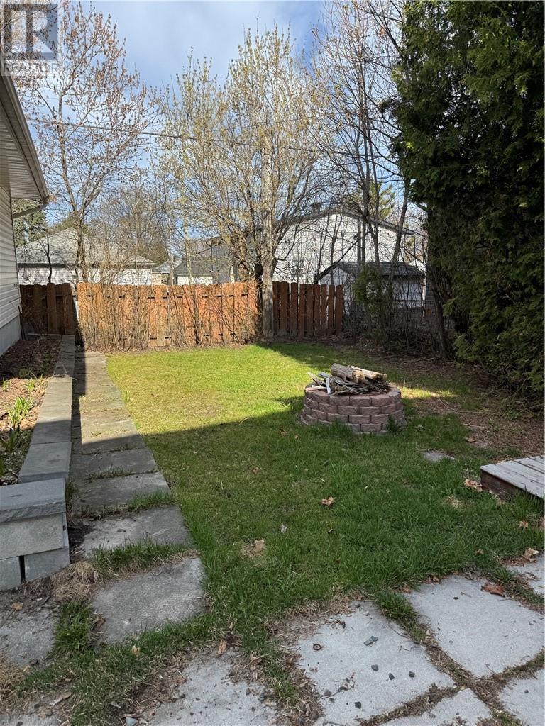 725 Prete Street, Sudbury, Ontario  P3E 3X7 - Photo 5 - 2127824