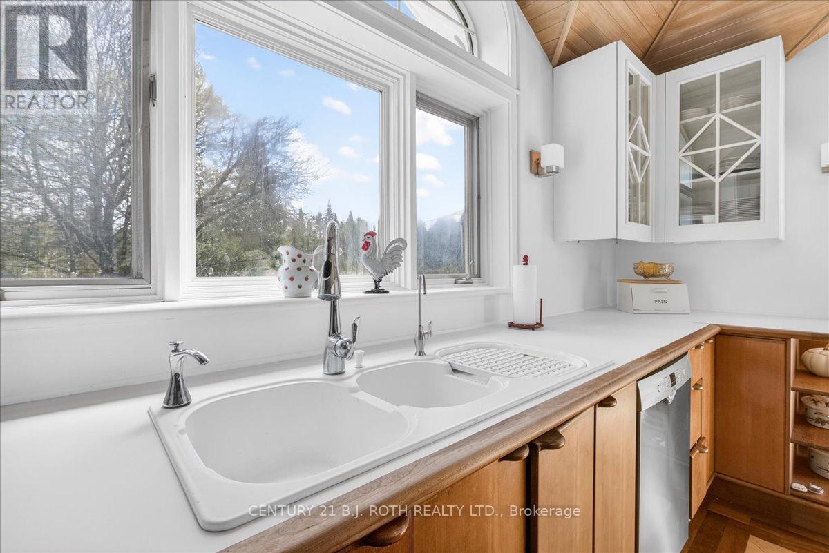 19555 Shaws Creek Road, Caledon, Ontario  L7K 1L5 - Photo 14 - W13137610