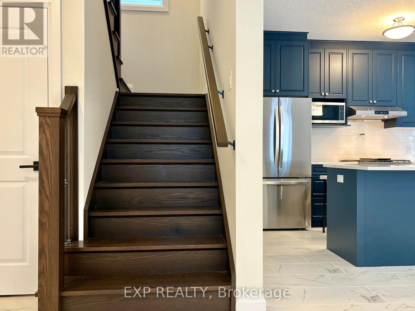 6 Dominique Street, Kitchener, Ontario  N2E 0K4 - Photo 6 - X12813906