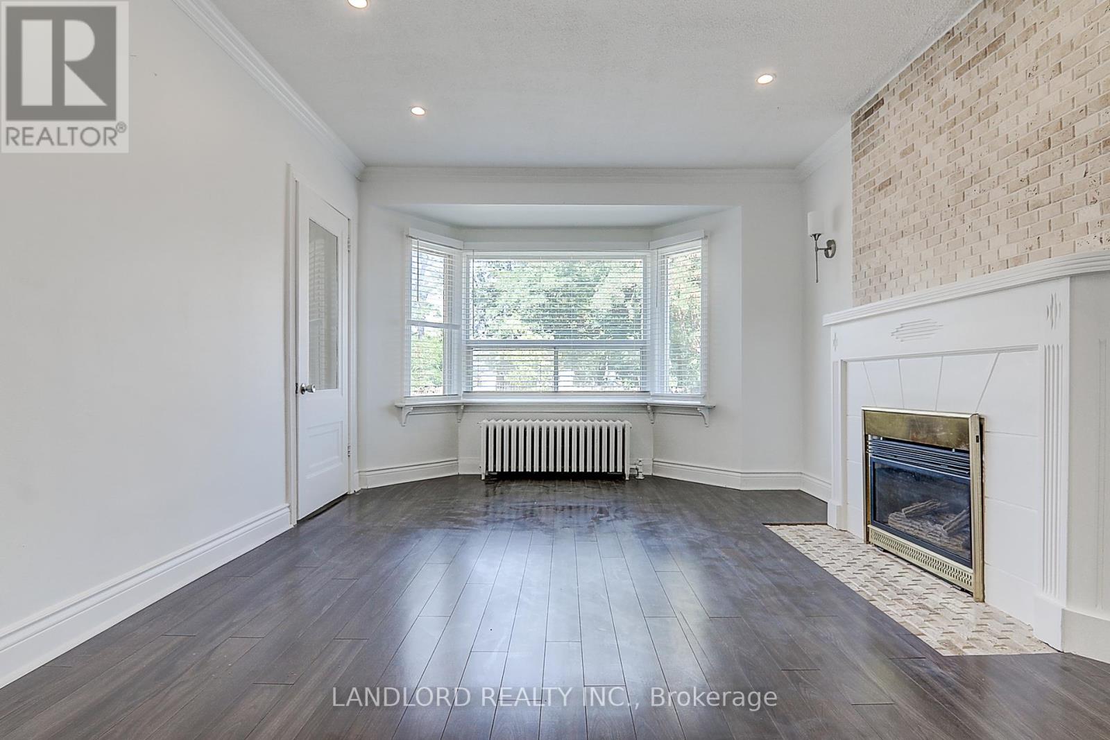 Main Fl - 79 O'connor Drive, Toronto, Ontario  M4K 2K4 - Photo 11 - E13139676