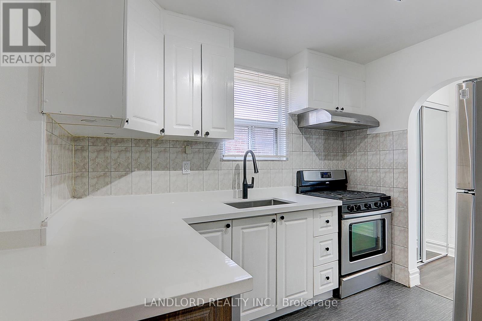 Main Fl - 79 O'connor Drive, Toronto, Ontario  M4K 2K4 - Photo 16 - E13139676