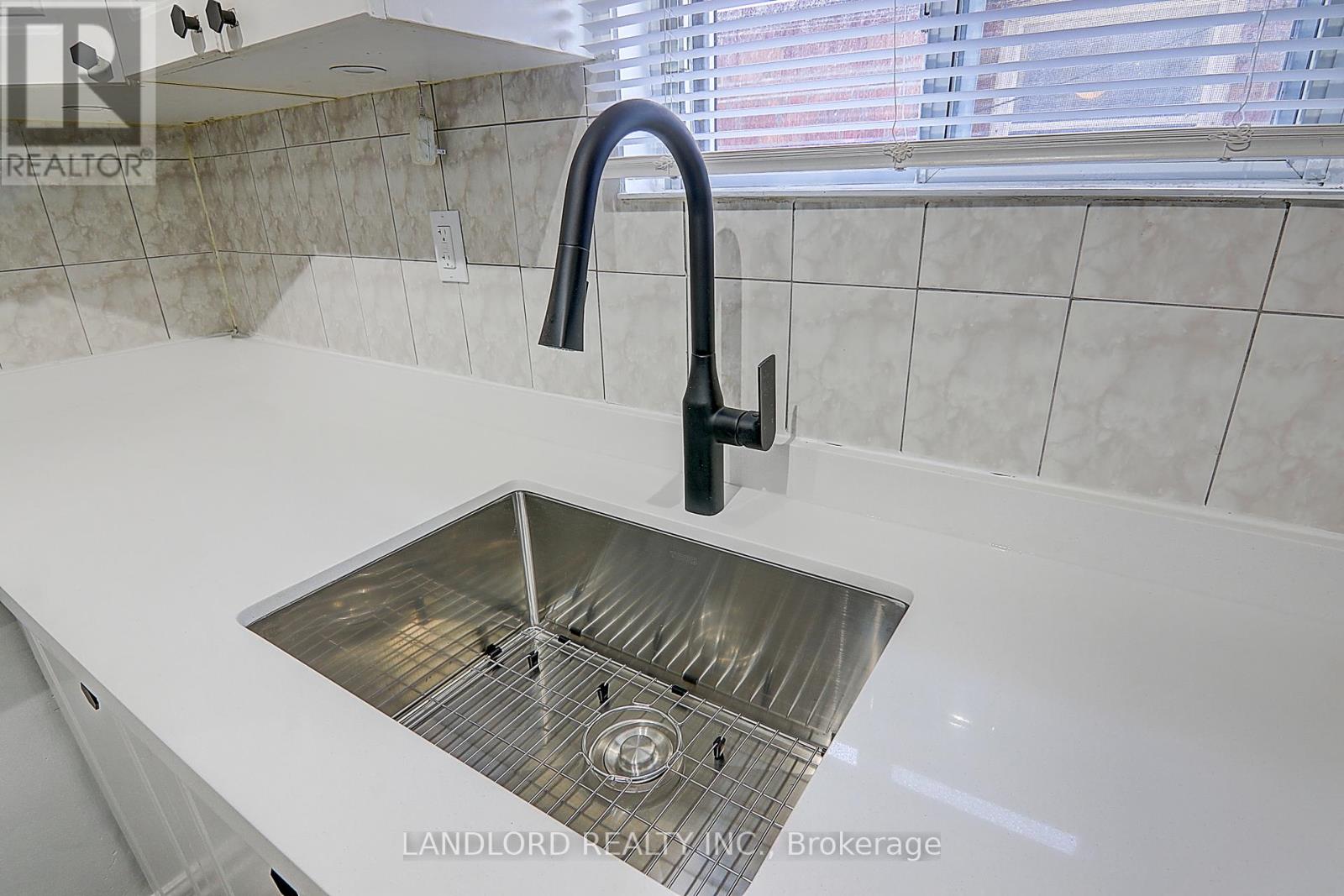 Main Fl - 79 O'connor Drive, Toronto, Ontario  M4K 2K4 - Photo 19 - E13139676
