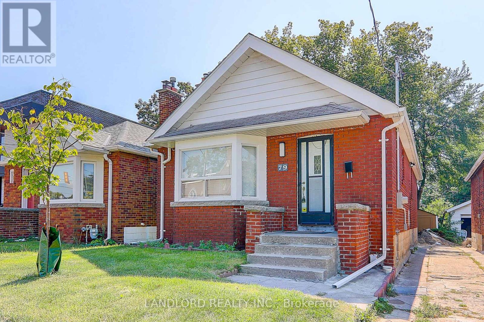 Main Fl - 79 O'connor Drive, Toronto, Ontario  M4K 2K4 - Photo 2 - E13139676