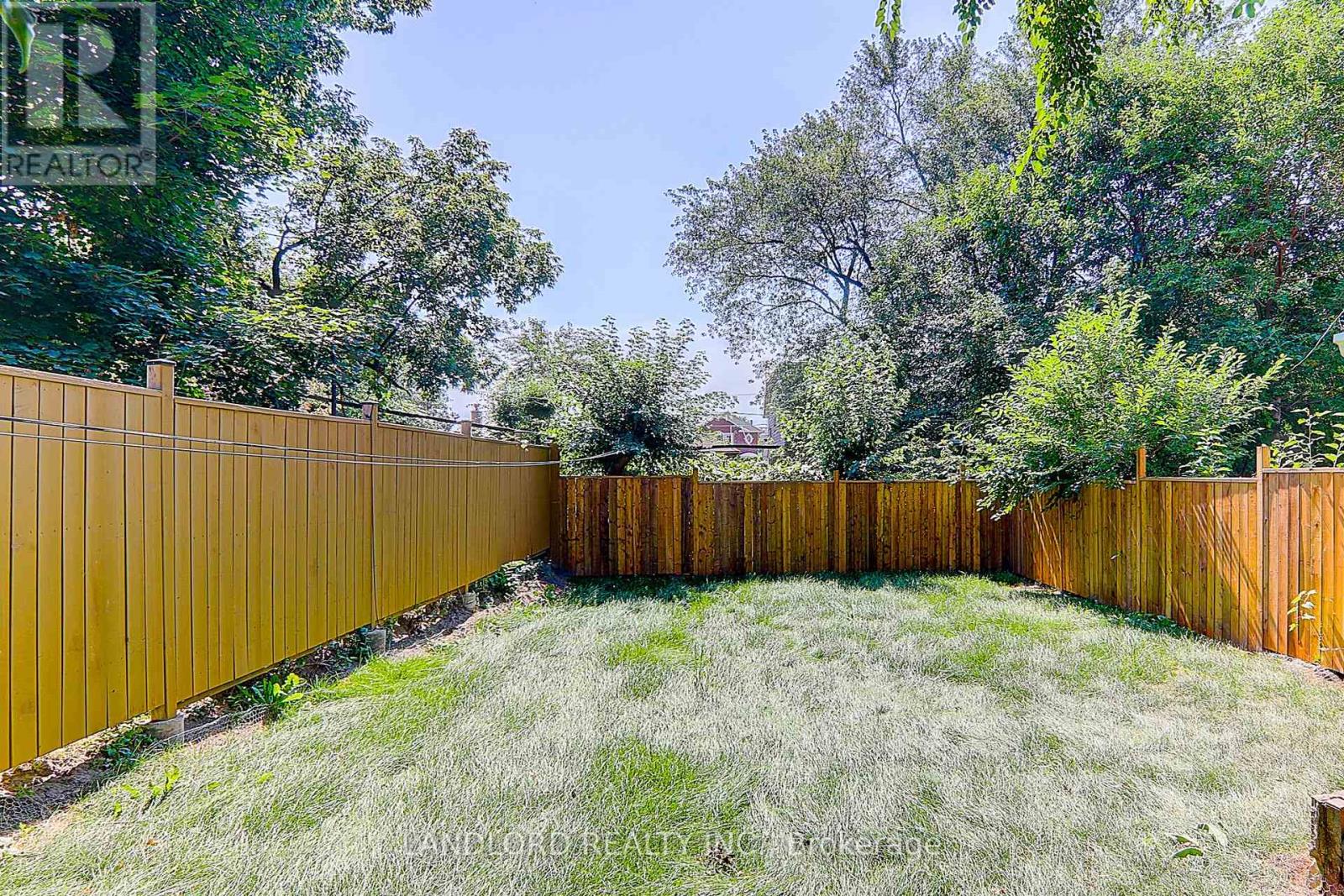 Main Fl - 79 O'connor Drive, Toronto, Ontario  M4K 2K4 - Photo 5 - E13139676