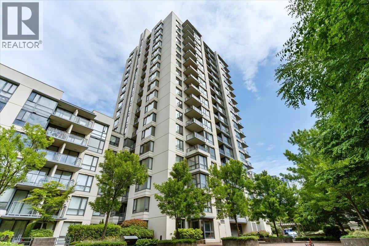 1209 3588 Crowley Drive, Vancouver, British Columbia  V5R 6H3 - Photo 1 - R3124564