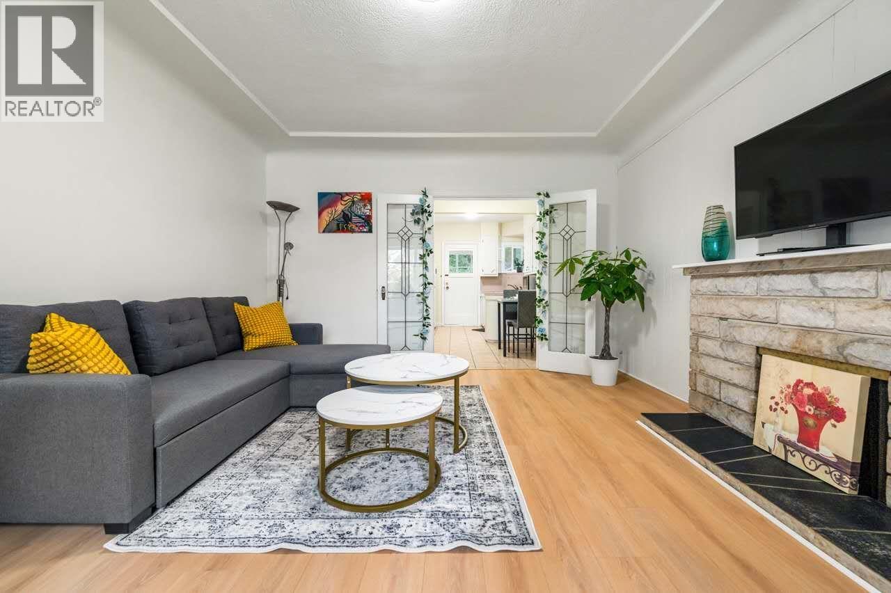 Upstair 2075 E 44 Th Ave, Vancouver, British Columbia  V5P 1N1 - Photo 2 - R3124562
