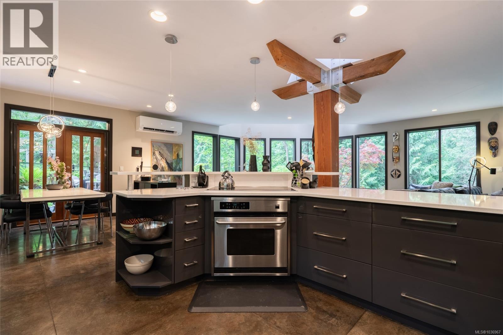 1457 Howcrest Rd, North Saanich, British Columbia  V8L 5K1 - Photo 15 - 1036967