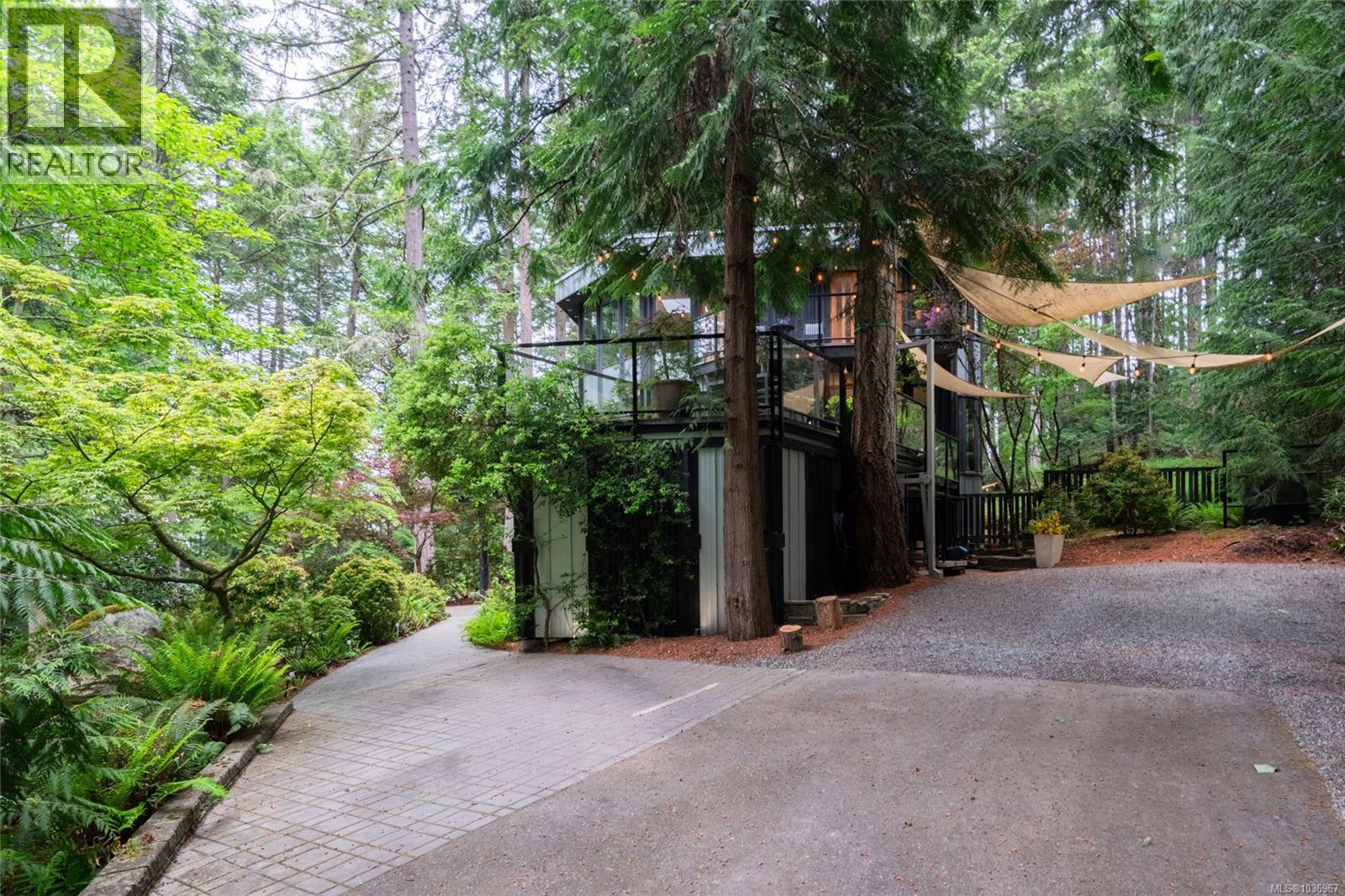 1457 Howcrest Rd, North Saanich, British Columbia  V8L 5K1 - Photo 34 - 1036967