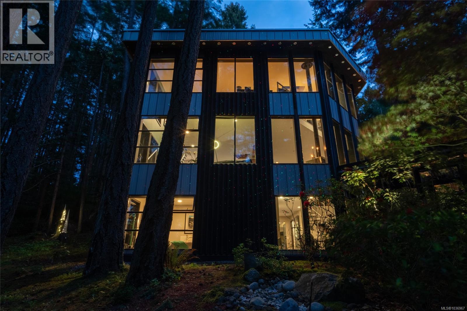 1457 Howcrest Rd, North Saanich, British Columbia  V8L 5K1 - Photo 53 - 1036967