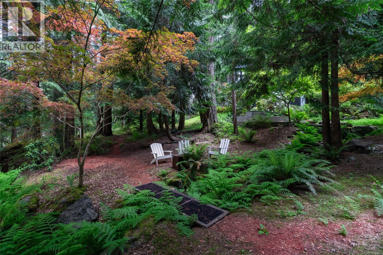 1457 Howcrest Rd, North Saanich, British Columbia  V8L 5K1 - Photo 56 - 1036967