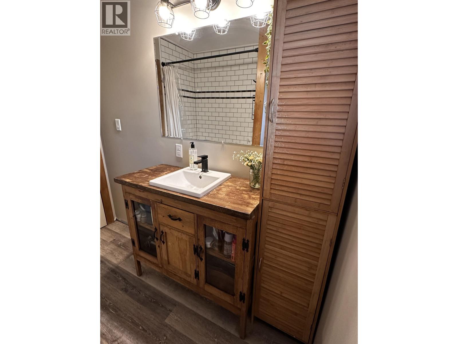 5620 49 Street, Fort Nelson, British Columbia  V0C 1R0 - Photo 11 - R3124424