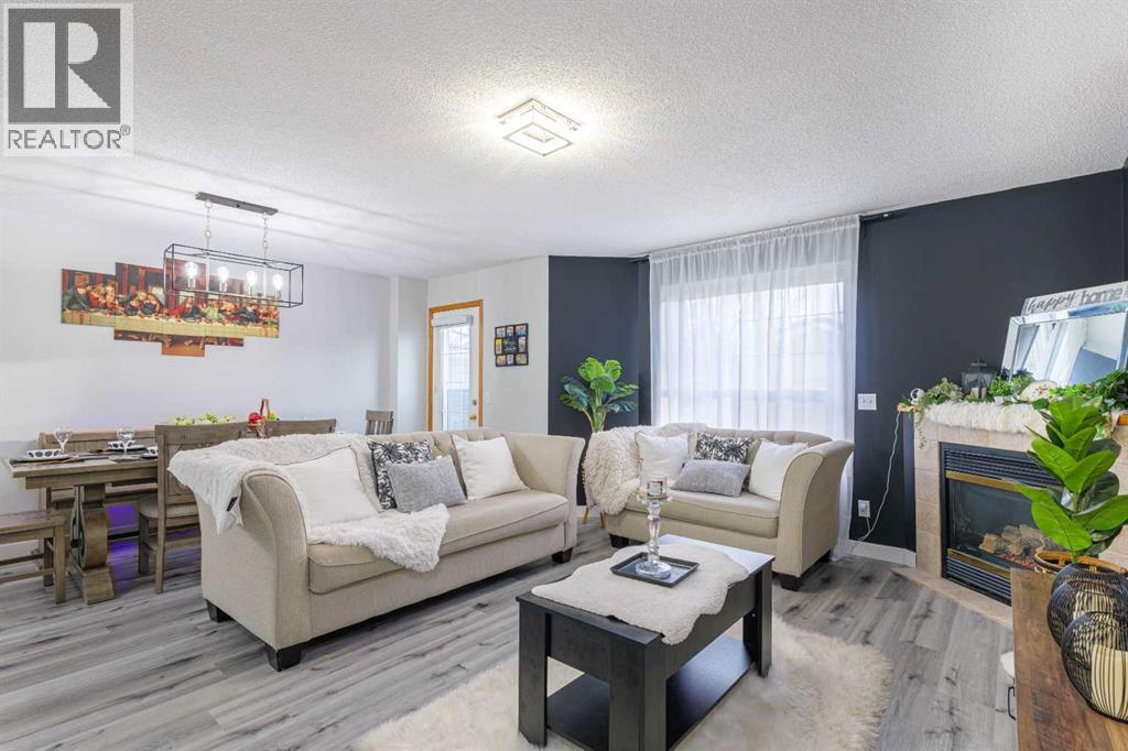 13 Mt Aberdeen Manor SE, Calgary, Alberta  T2Z 3N8 - Photo 2 - A2308888