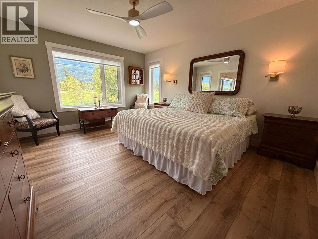 4962 Riverside Drive, Out Of Province_alberta, British Columbia  V0B 1L1 - Photo 23 - A2310809