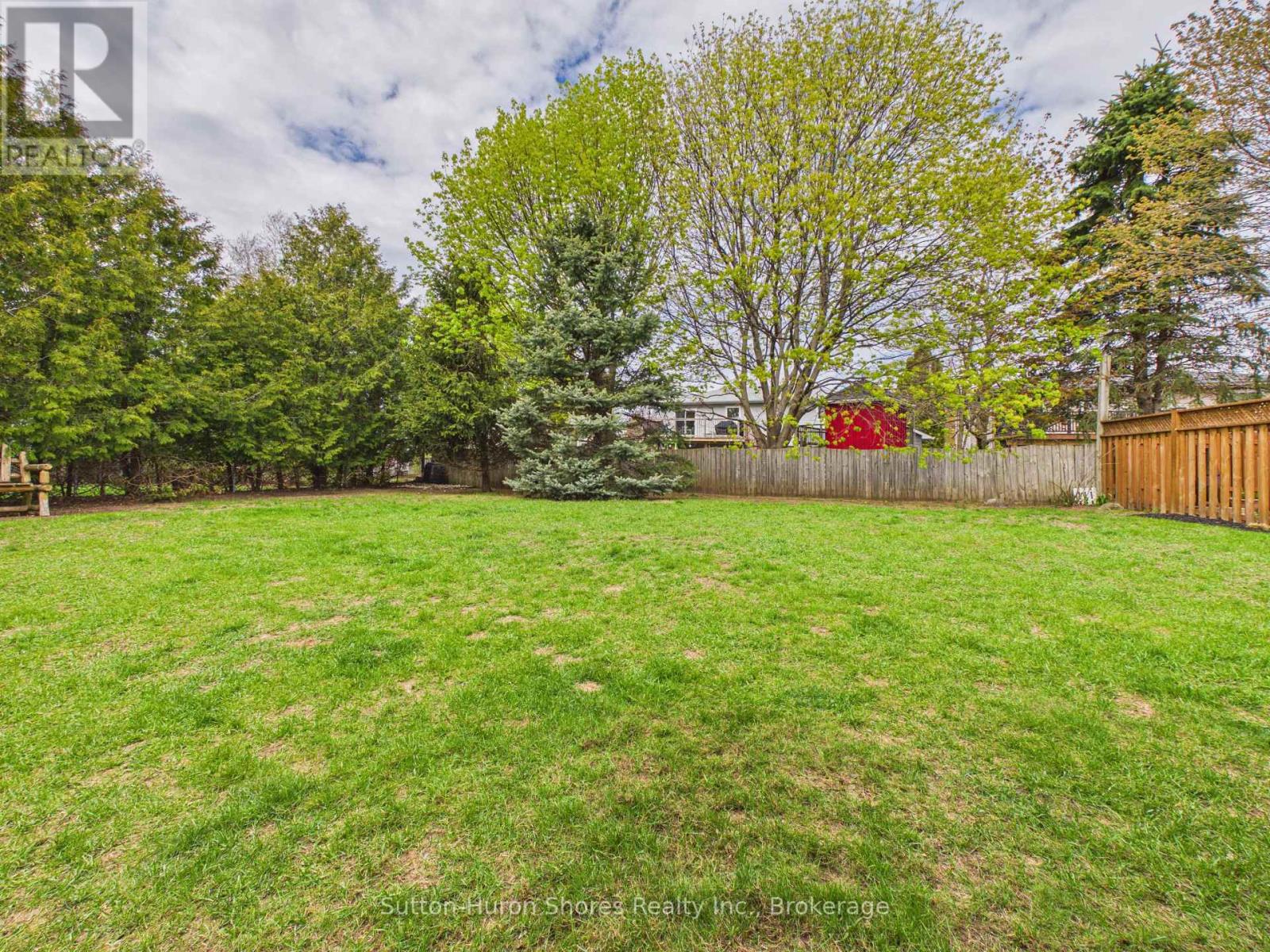 781 Bradford Street, Saugeen Shores, Ontario  N0H 2C4 - Photo 8 - X13139722