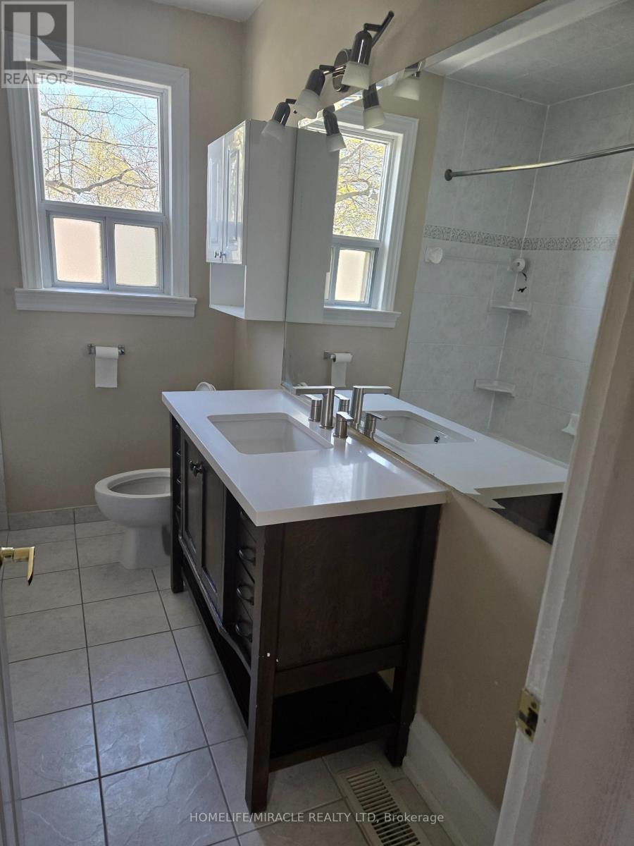 25 Chandlier Drive, Toronto, Ontario  M1G 1Z1 - Photo 22 - E13139716