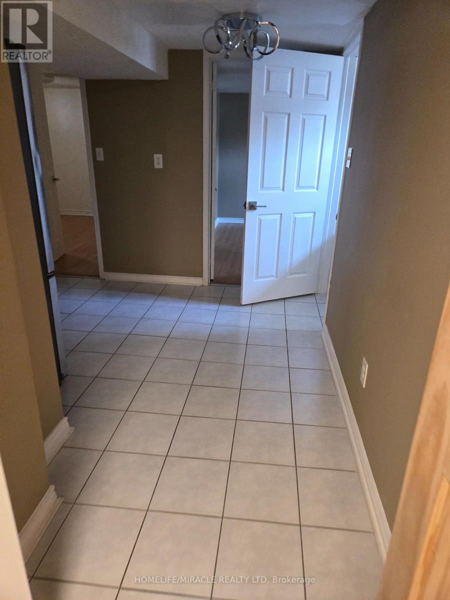25 Chandlier Drive, Toronto, Ontario  M1G 1Z1 - Photo 29 - E13139716