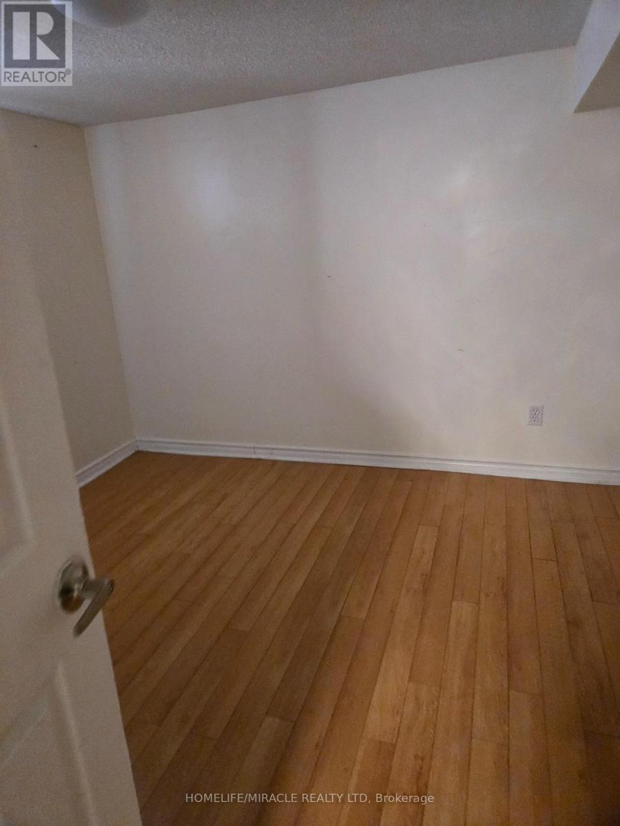 25 Chandlier Drive, Toronto, Ontario  M1G 1Z1 - Photo 32 - E13139716