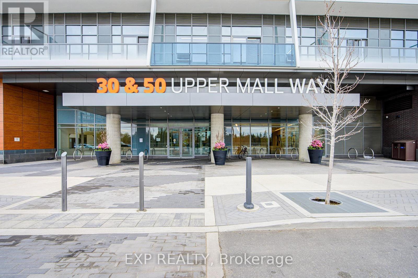2707 - 30 Upper Mall Way, Vaughan, Ontario  L4J 0L7 - Photo 3 - N13139726