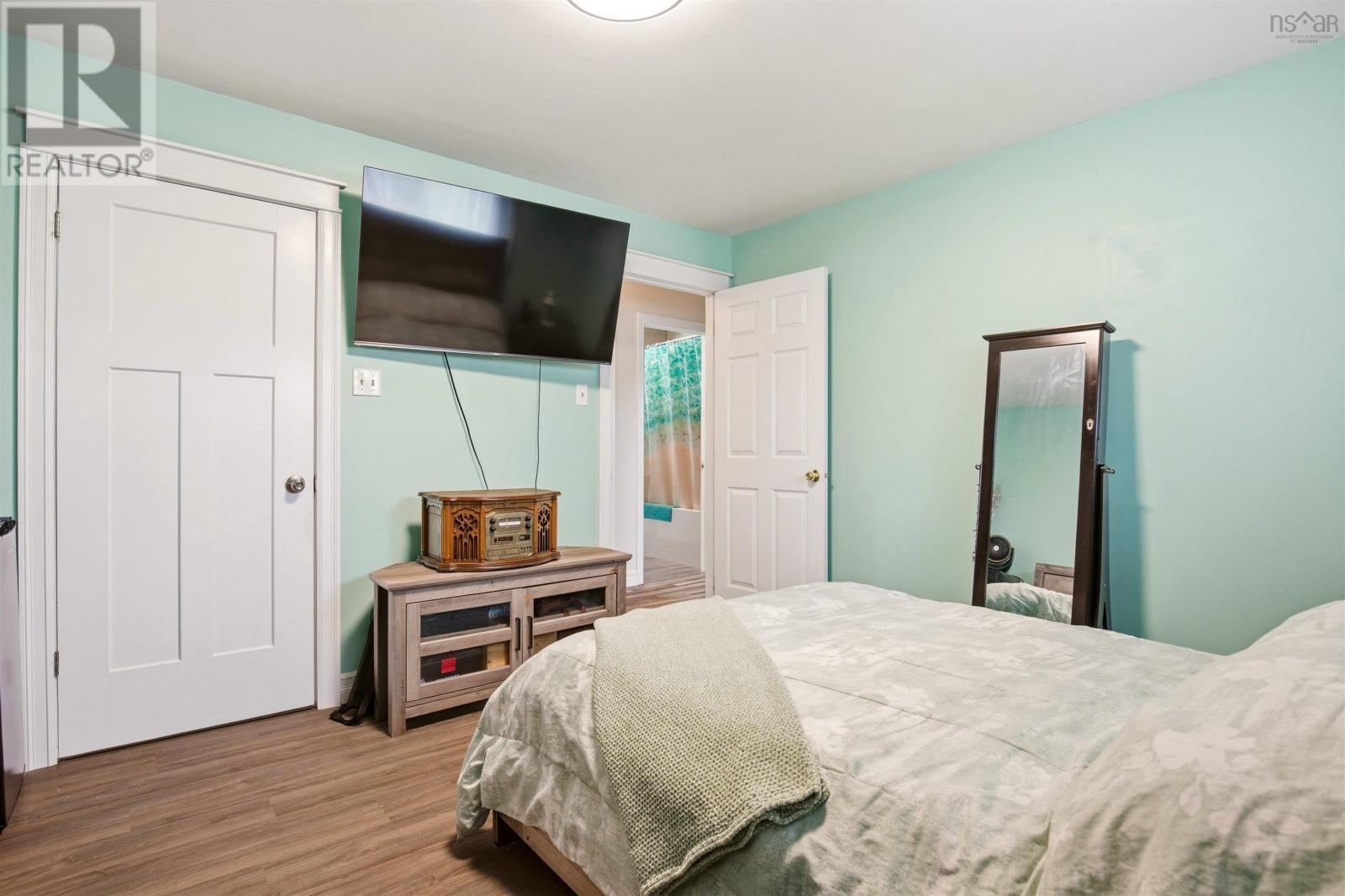 19 Wilmot Street, Lower Sackville, Nova Scotia  B4C 2A7 - Photo 15 - 202611098