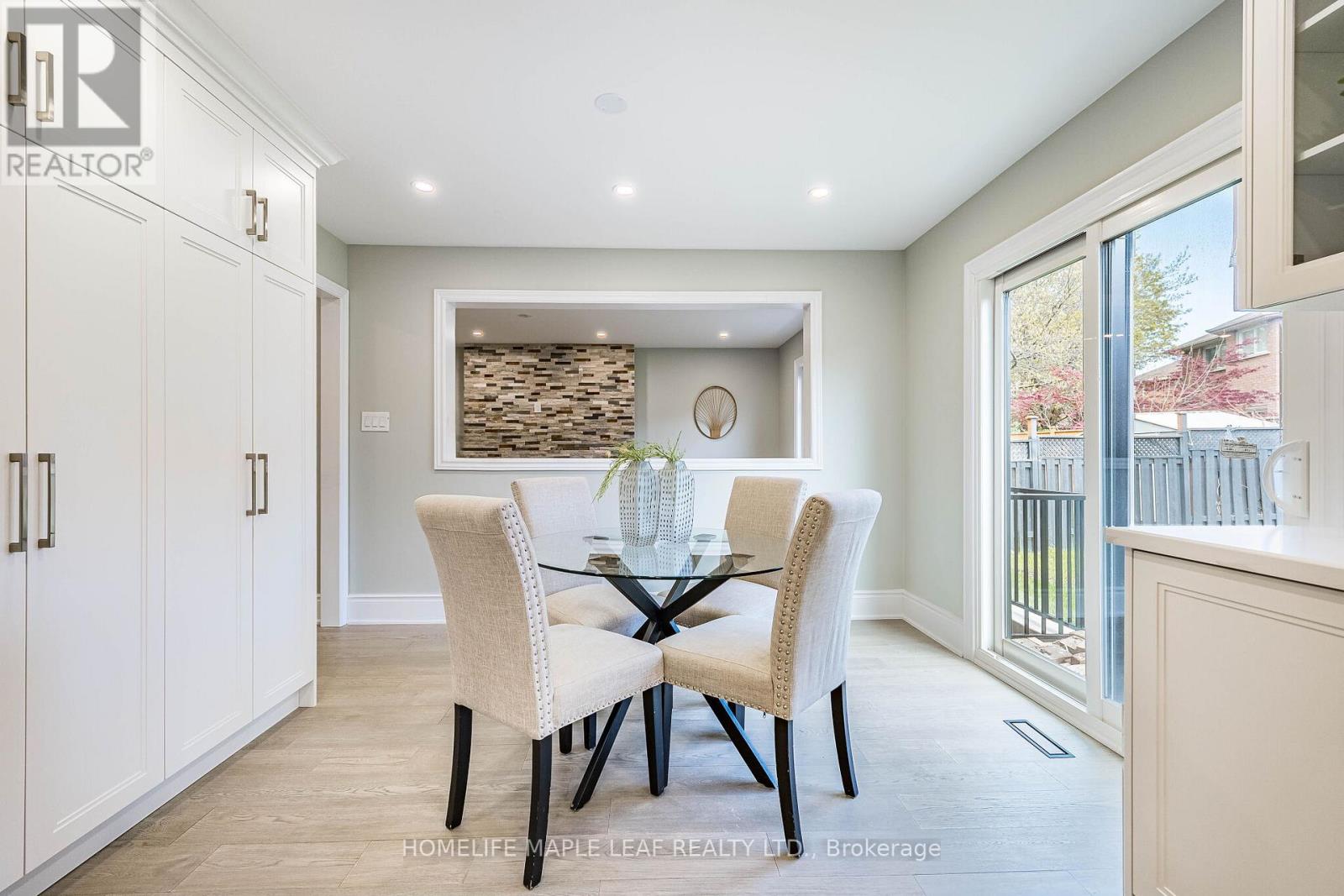4799 Rathkeale Road N, Mississauga, Ontario  L5V 1K3 - Photo 16 - W13139700