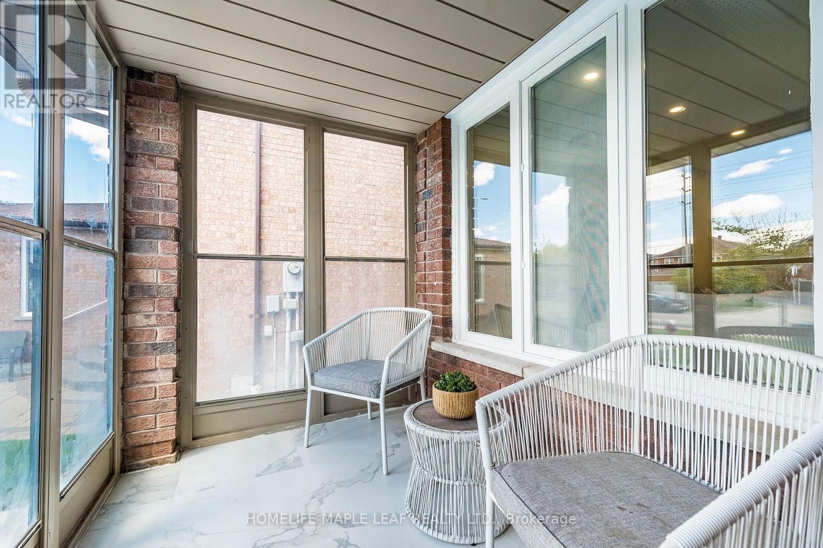 4799 Rathkeale Road N, Mississauga, Ontario  L5V 1K3 - Photo 5 - W13139700