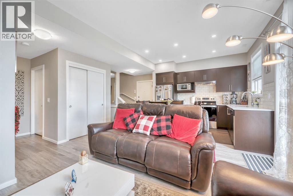201, 235 Redstone Walk NE, Calgary, Alberta  T3N 1M6 - Photo 8 - A2283948