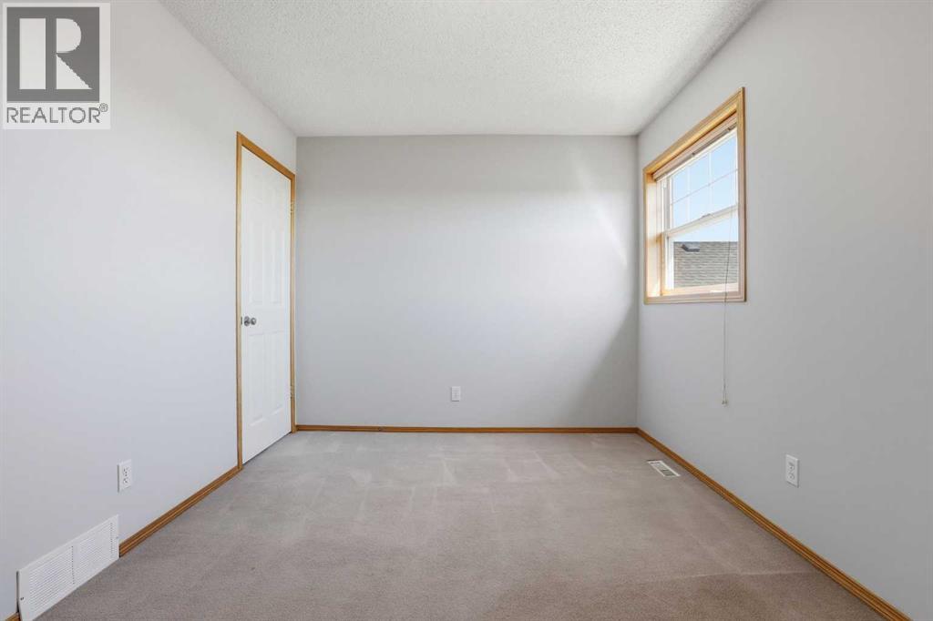 93 Somerglen Park SW, Calgary, Alberta  T2Y 3M5 - Photo 29 - A2308162