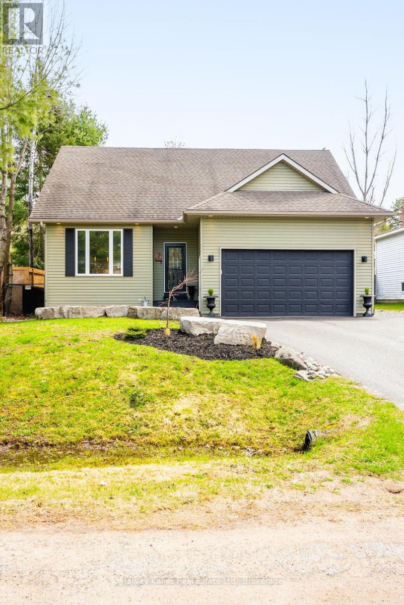 6 Johnston Street, Muskoka Lakes (Medora), Ontario  P0B 1J0 - Photo 3 - X13082436