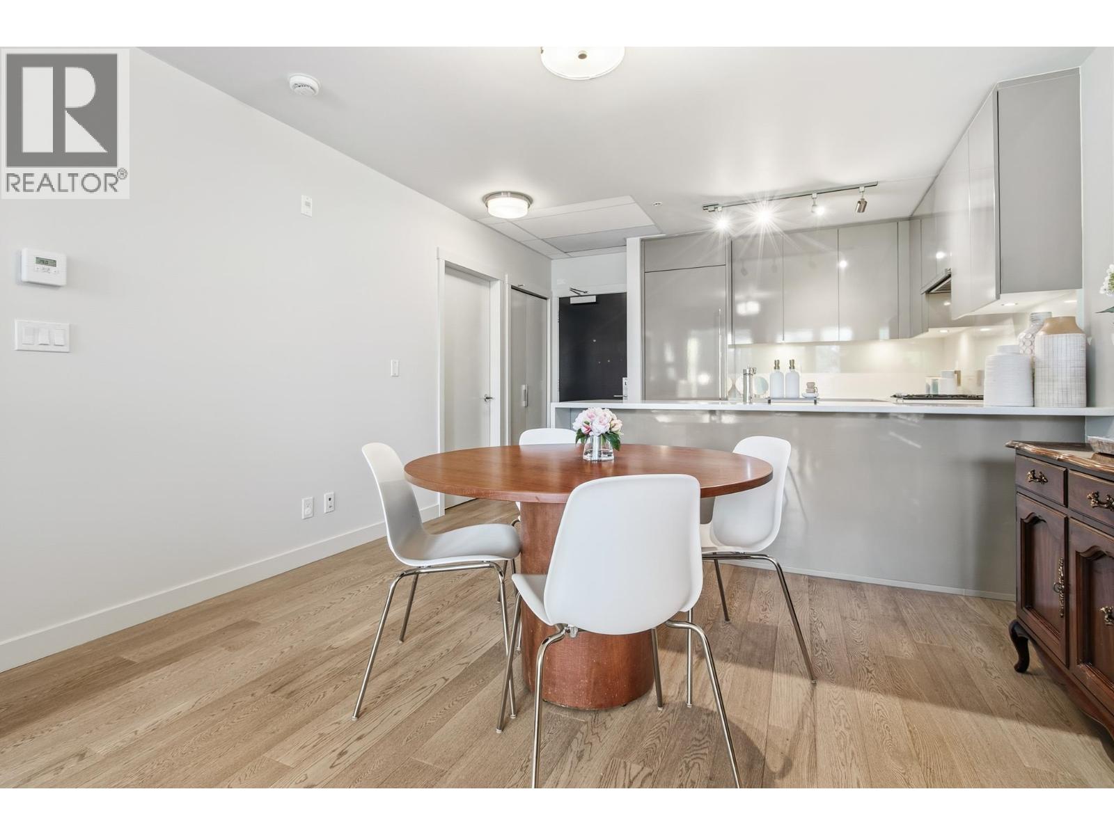 307 4488 Cambie Street, Vancouver, British Columbia  V5Y 0M2 - Photo 5 - R3124294