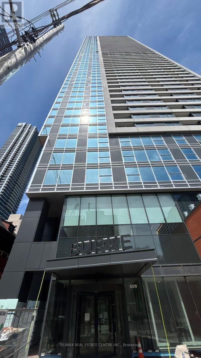 1909 - 609 Sherbourne Street, Toronto, Ontario  M4X 0A4 - Photo 7 - C13139762