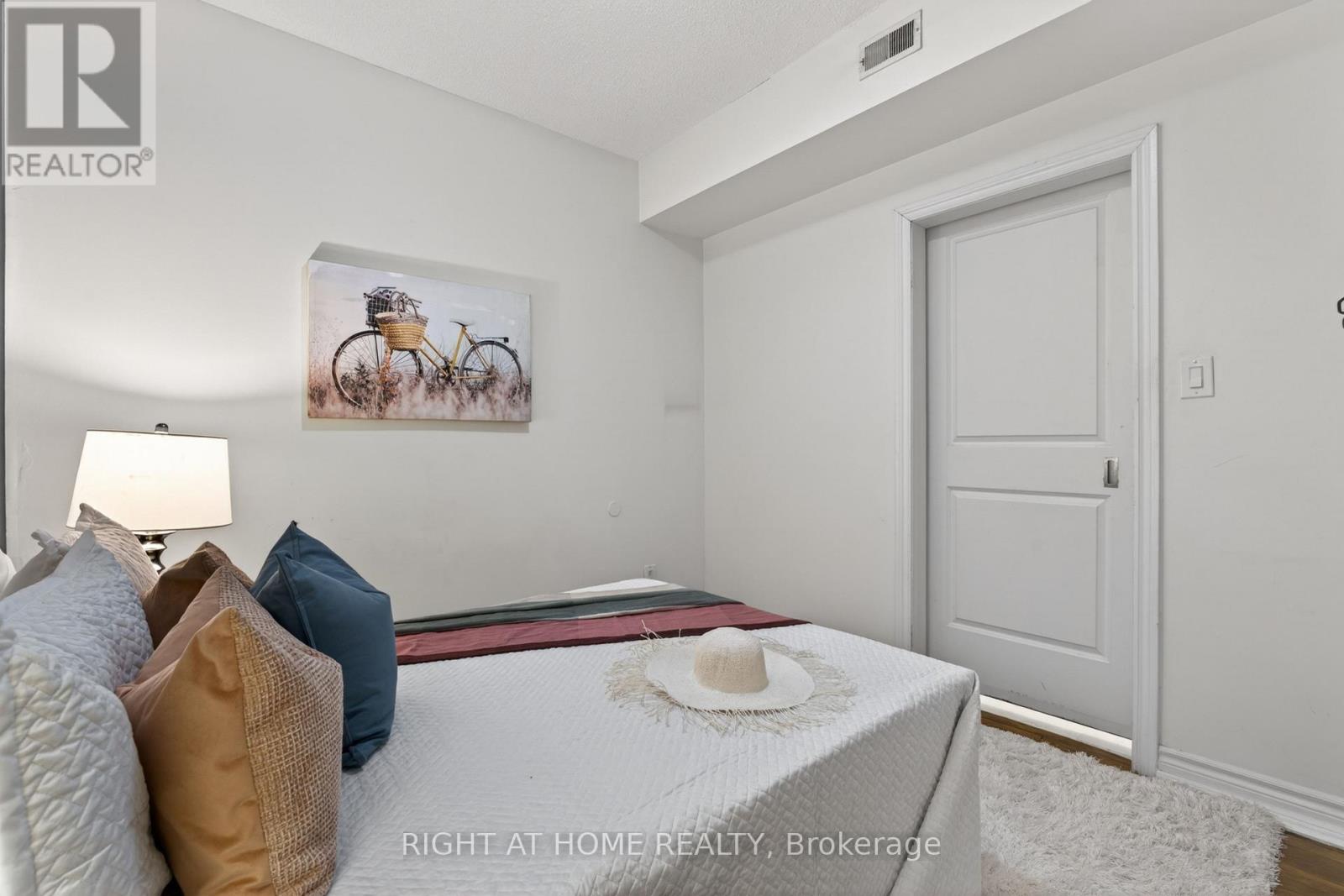 301 - 412 Jarvis Street, Toronto, Ontario  M4Y 2G6 - Photo 28 - C13139768
