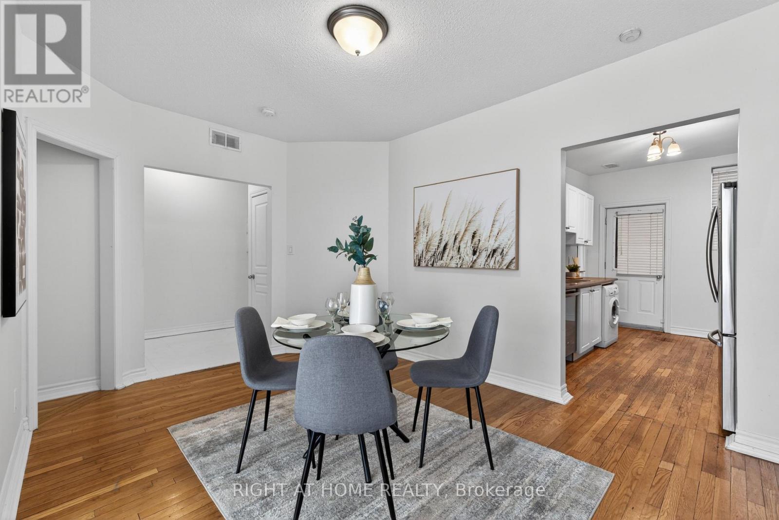 301 - 412 Jarvis Street, Toronto, Ontario  M4Y 2G6 - Photo 9 - C13139768