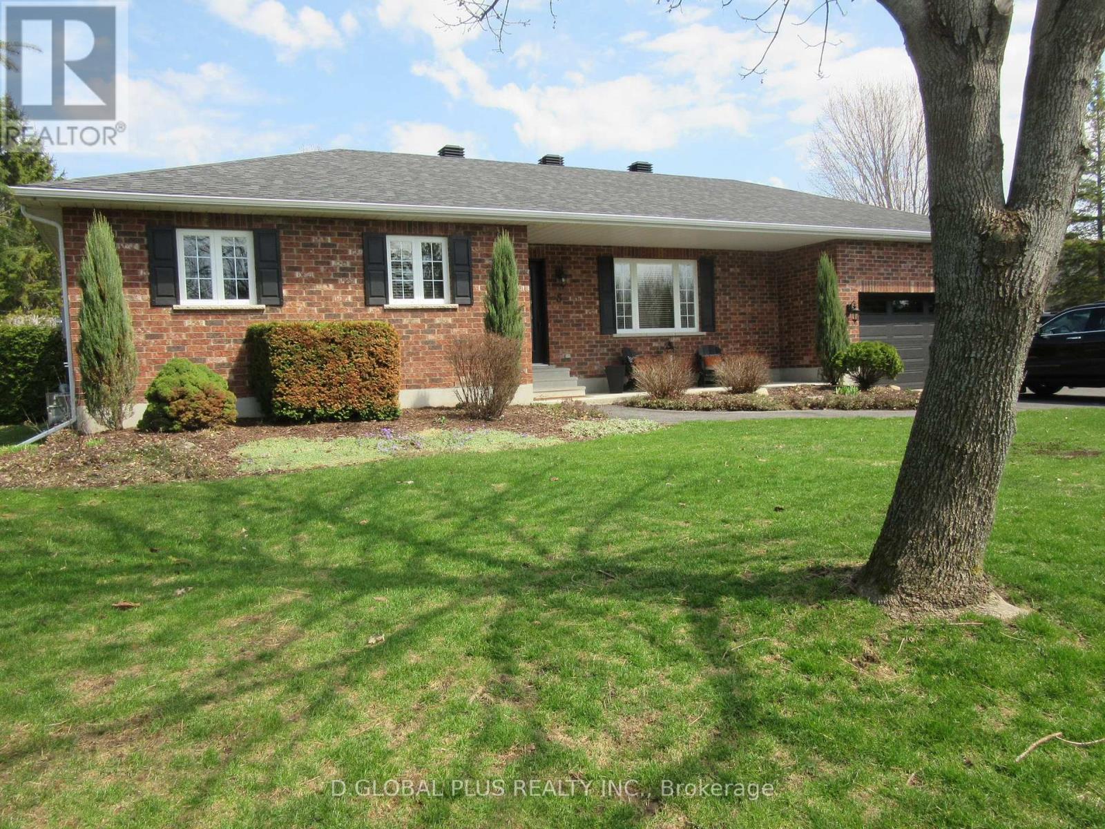 8 David Street, South Stormont, Ontario  K0C 1M0 - Photo 16 - X13064298