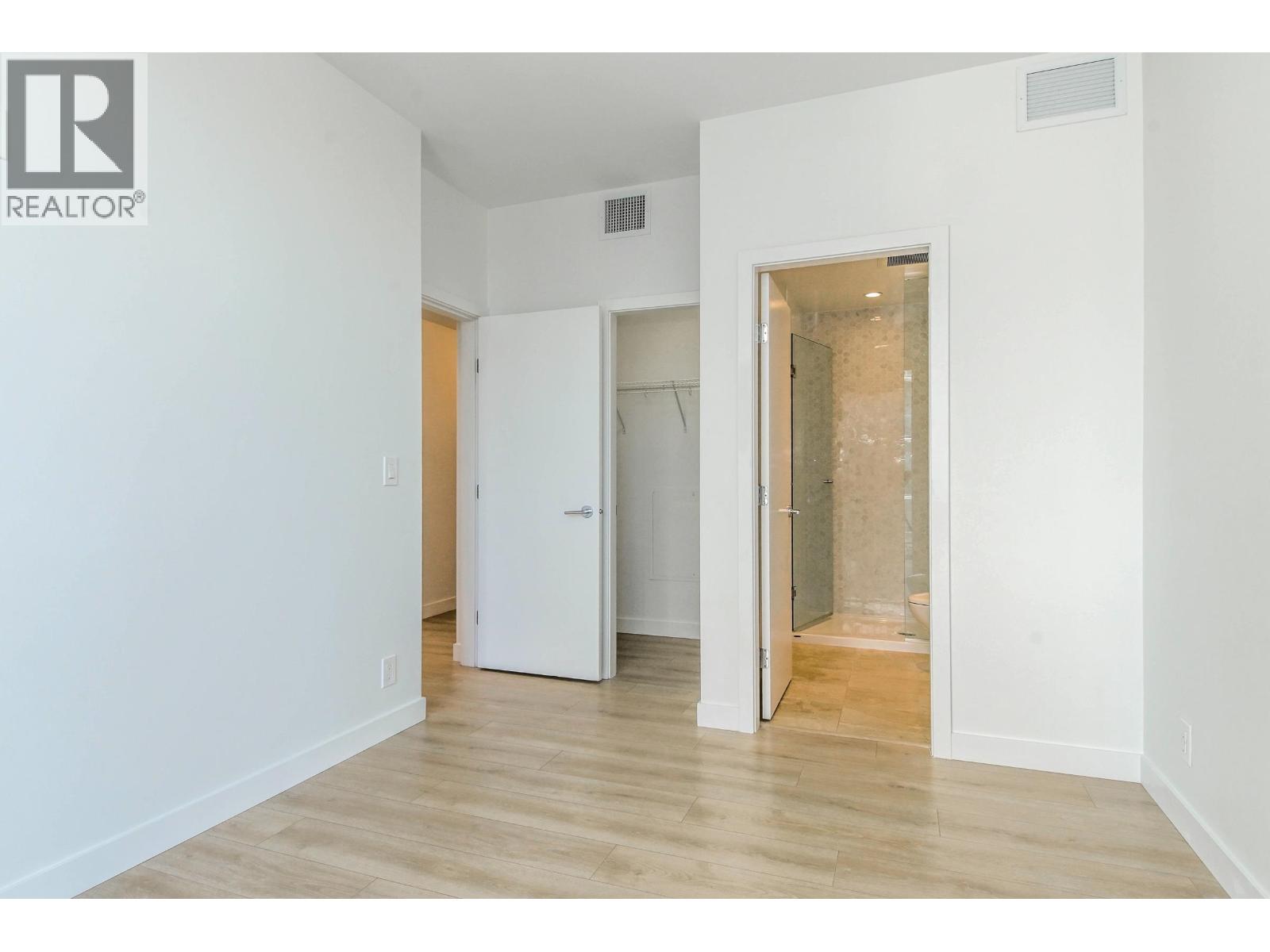 907 567 Clarke Road, Coquitlam, British Columbia V3J 0K7 - Photo 9 - R3120437