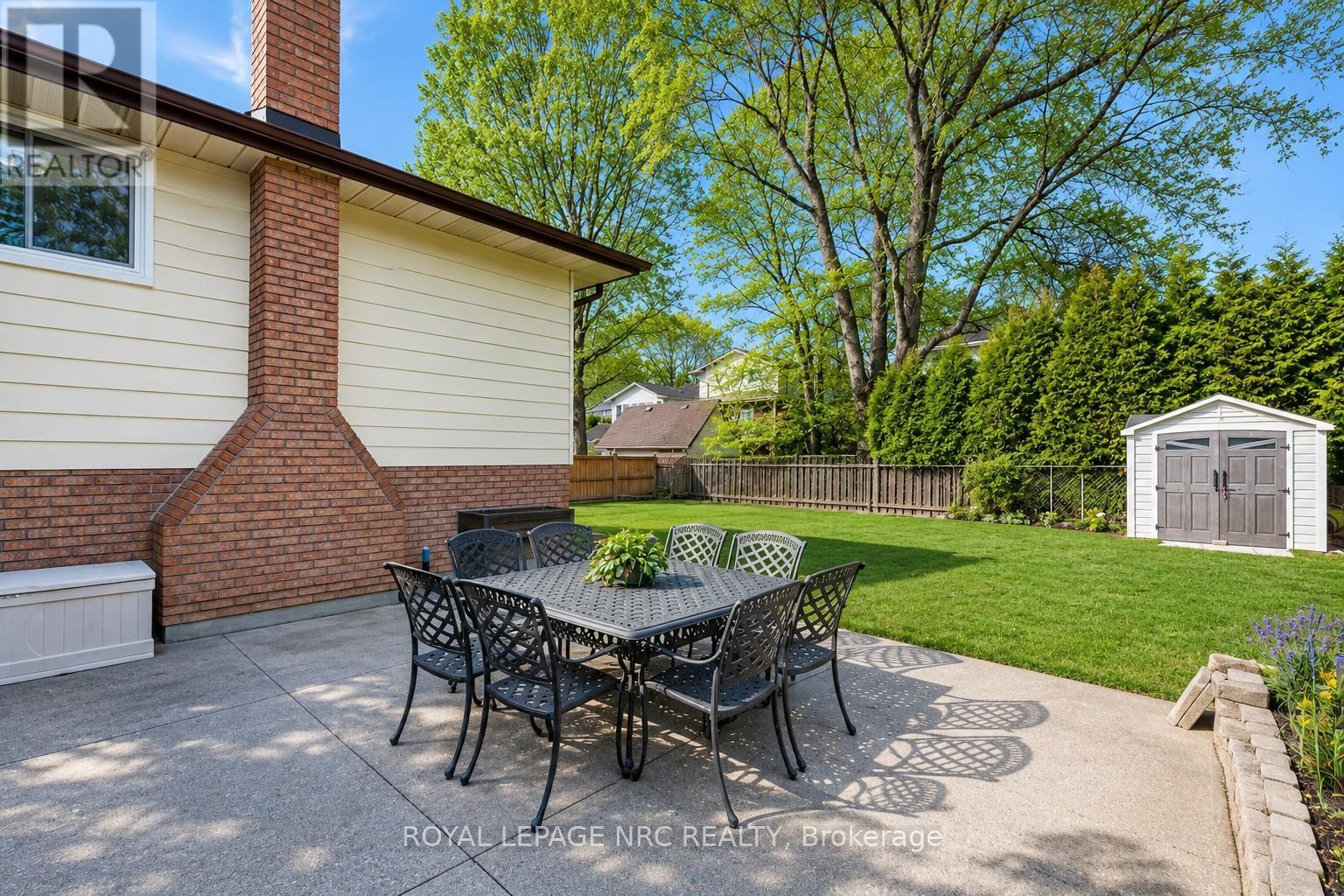 60 Millbridge Crescent, Pelham, Ontario  L3E 0E8 - Photo 2 - X12872576