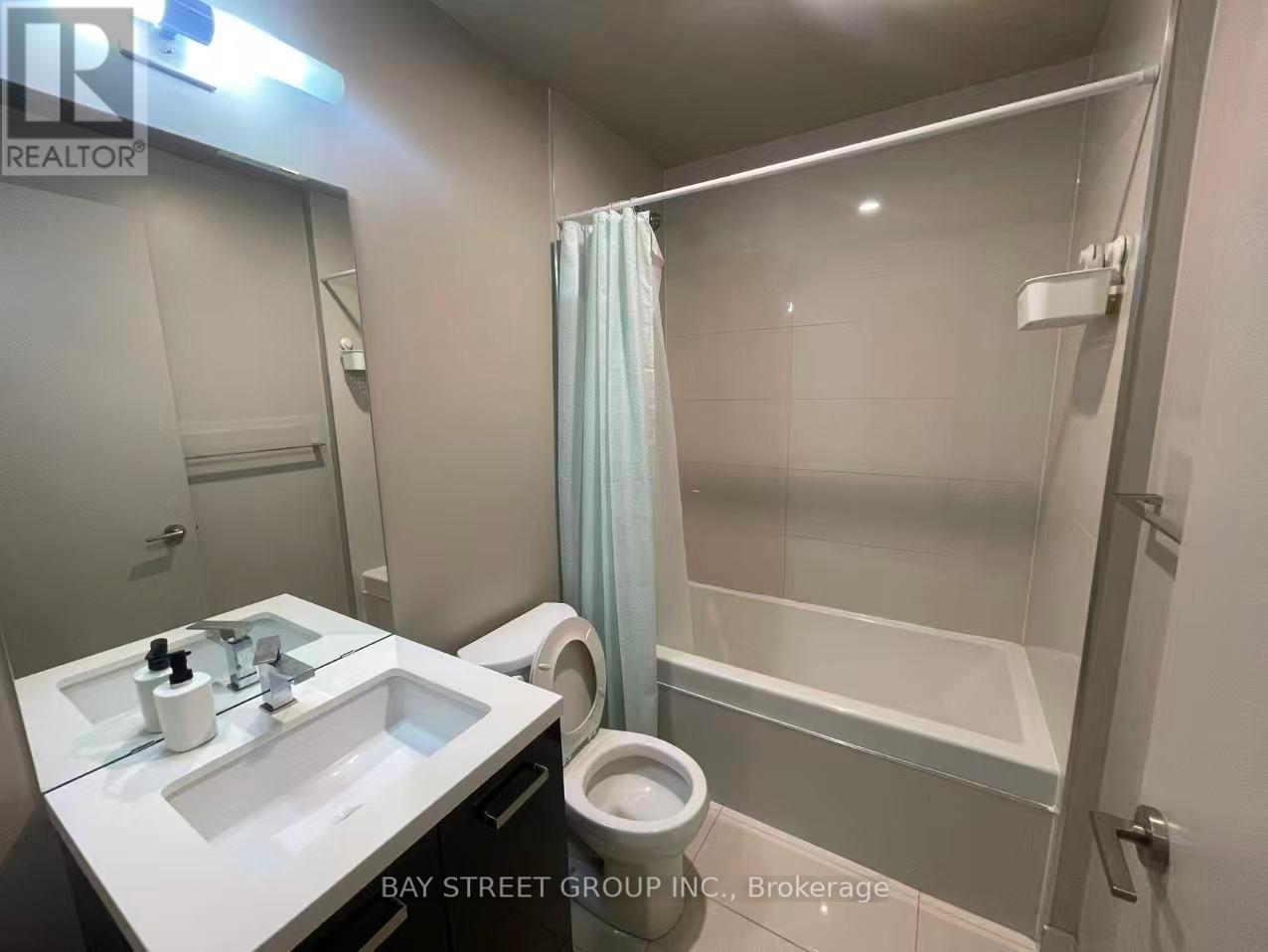 811 - 39 Brant Street, Toronto, Ontario  M5V 2L9 - Photo 10 - C13139784