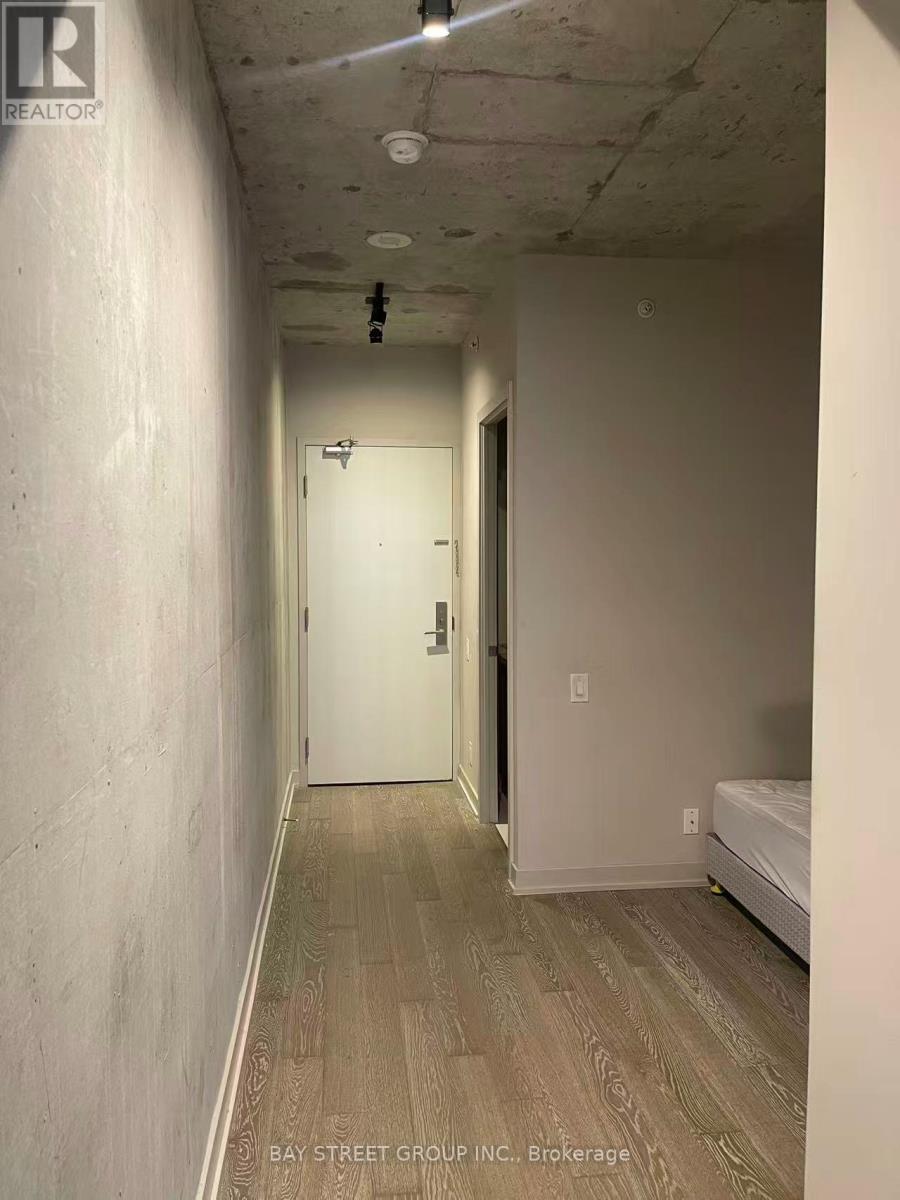 811 - 39 Brant Street, Toronto, Ontario  M5V 2L9 - Photo 3 - C13139784