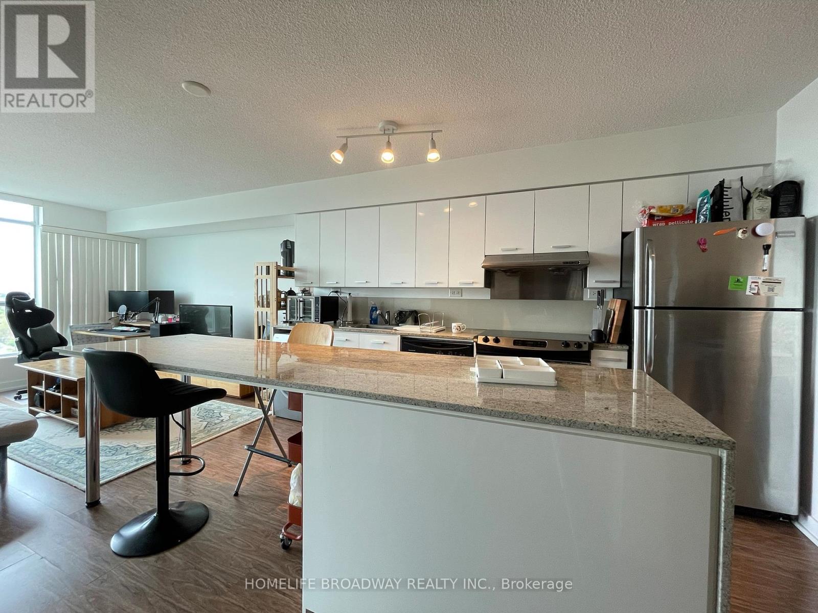 1105 - 15 Singer Court, Toronto, Ontario  M2K 0B1 - Photo 4 - C13139814