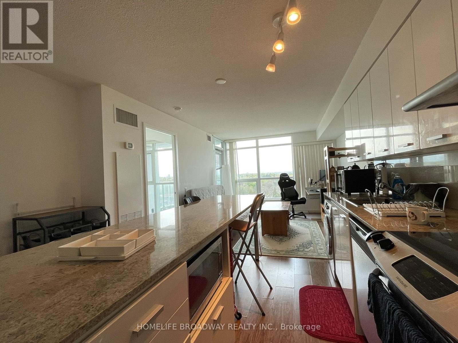 1105 - 15 Singer Court, Toronto, Ontario  M2K 0B1 - Photo 5 - C13139814