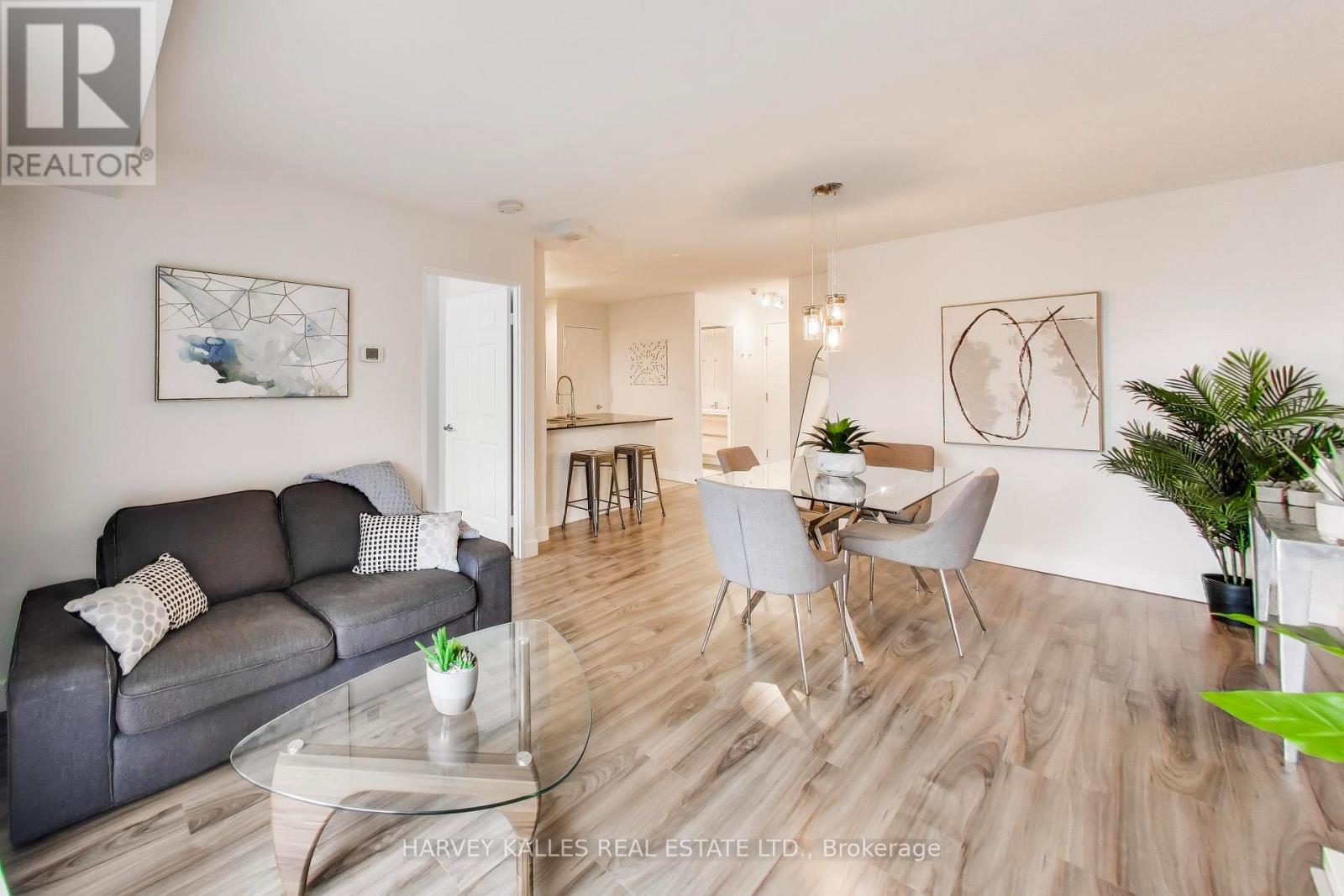 401 - 1369 Bloor Street W, Toronto, Ontario  M6P 4J4 - Photo 7 - C13138756
