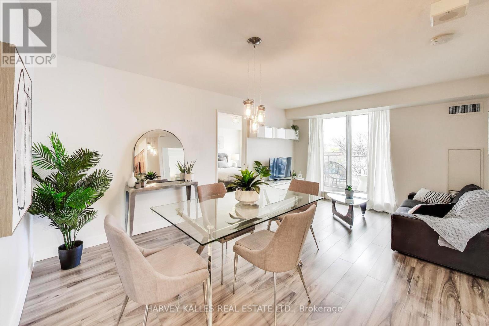 401 - 1369 Bloor Street W, Toronto, Ontario  M6P 4J4 - Photo 8 - C13138756