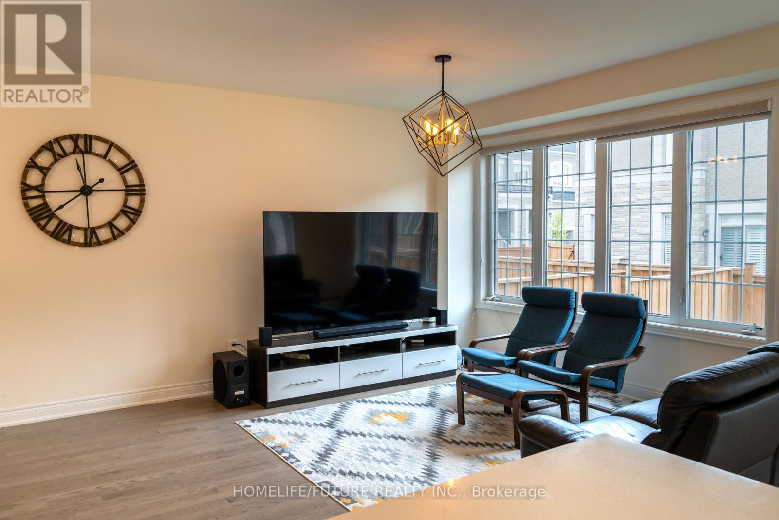 357 Kirkham Drive, Markham, Ontario  L3S 0E8 - Photo 5 - N13139790
