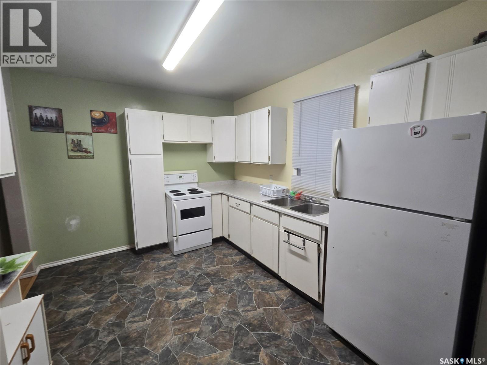 603 3rd Street, Kipling, Saskatchewan  S0G 2S0 - Photo 3 - SK036259