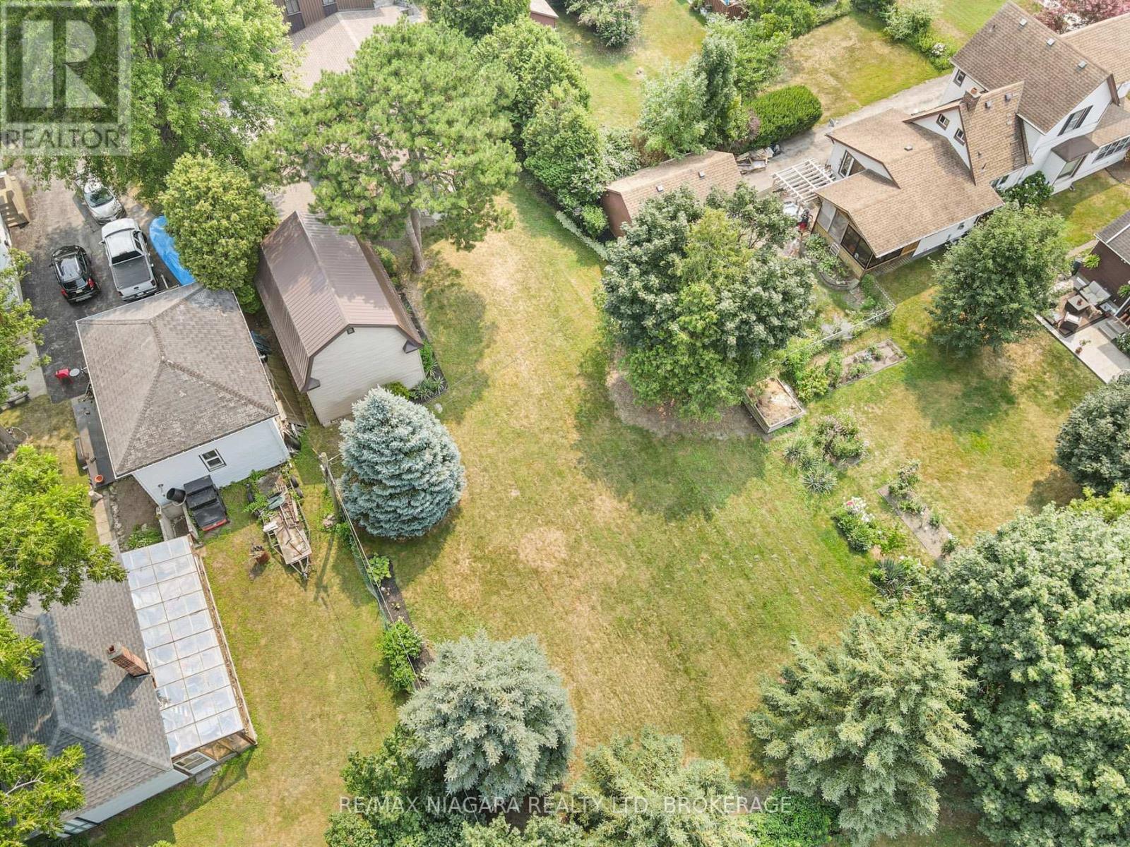 735 Niagara Boulevard, Fort Erie, Ontario  L2A 3J2 - Photo 41 - X12327210
