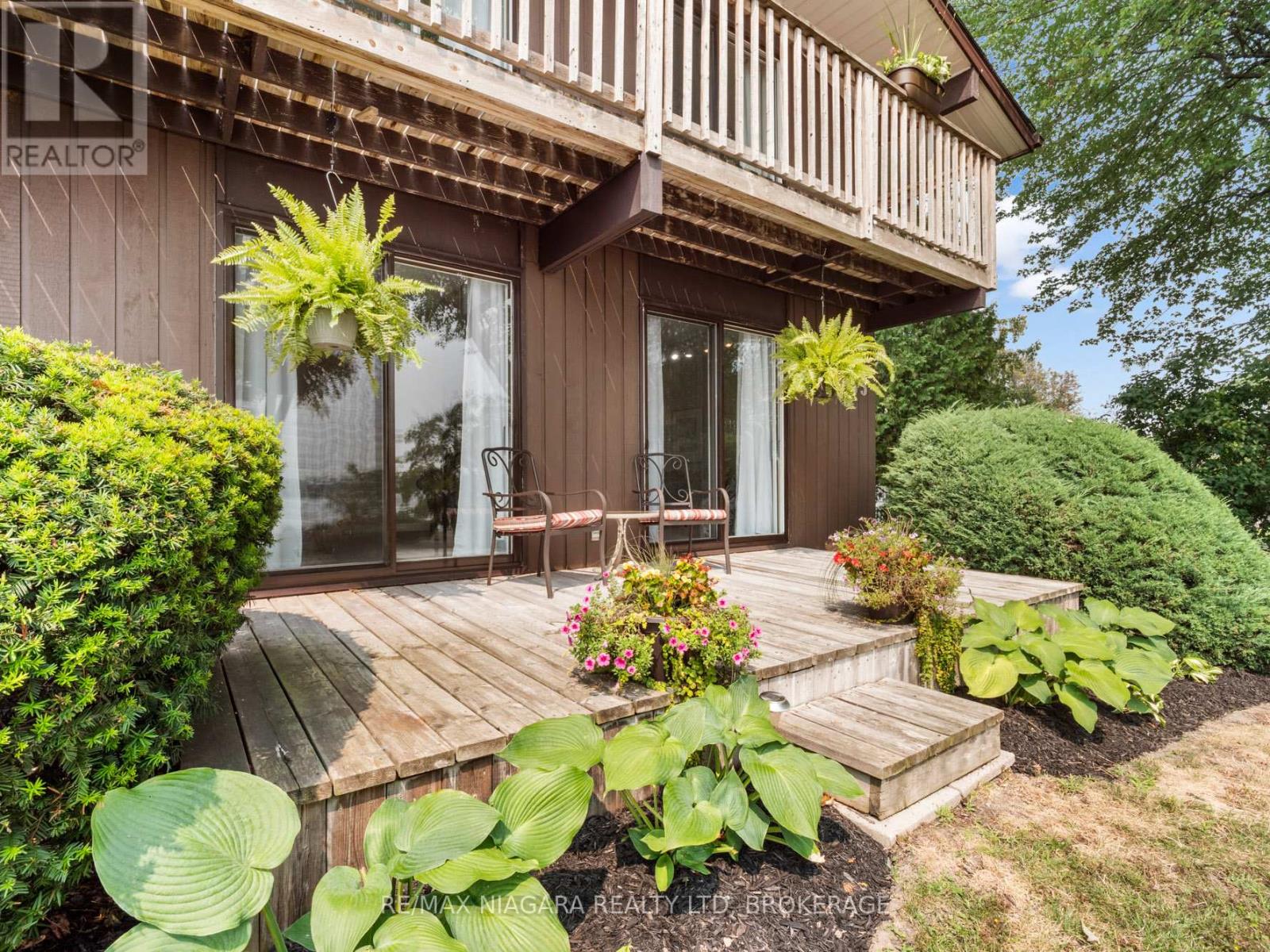 735 Niagara Boulevard, Fort Erie, Ontario  L2A 3J2 - Photo 9 - X12327210