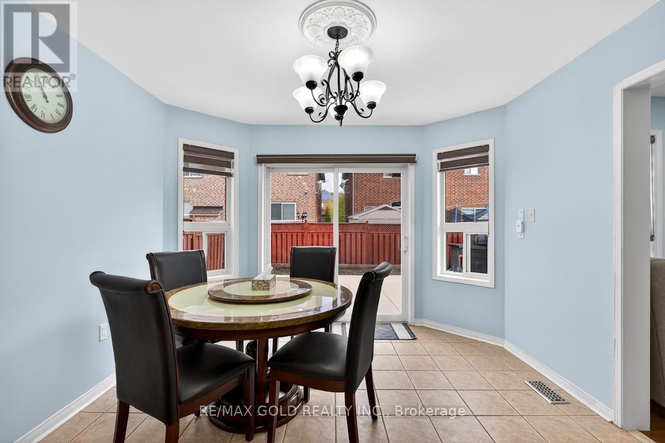 50 Ranchero Drive, Brampton, Ontario  L7A 3C6 - Photo 11 - W13139774