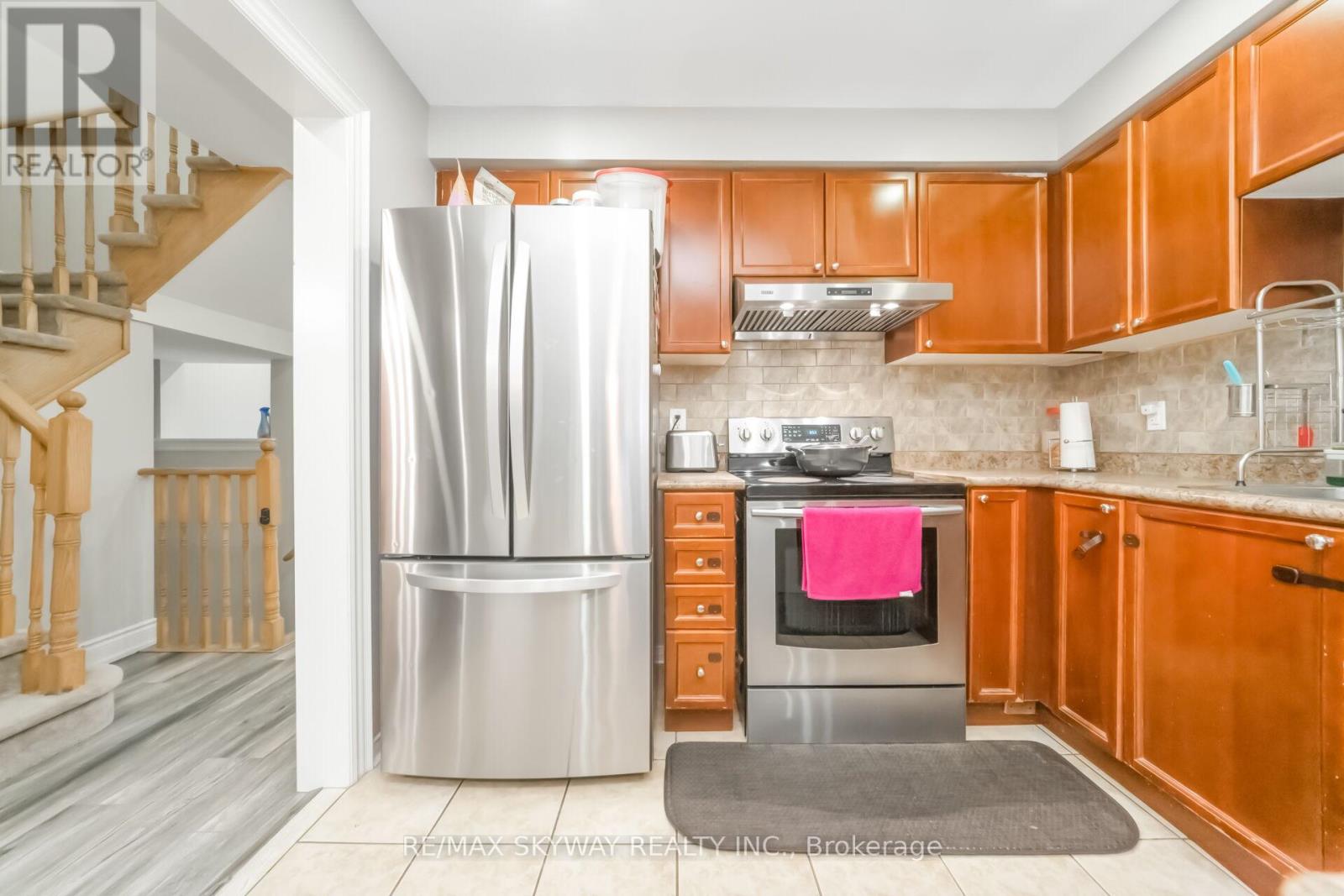 64 Bernard Avenue, Brampton, Ontario  L6Y 5S4 - Photo 17 - W13139798