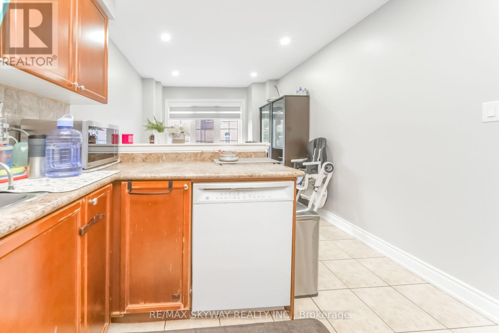64 Bernard Avenue, Brampton, Ontario  L6Y 5S4 - Photo 19 - W13139798