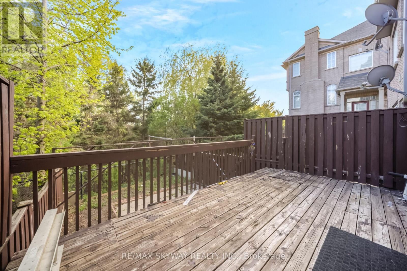 64 Bernard Avenue, Brampton, Ontario  L6Y 5S4 - Photo 34 - W13139798