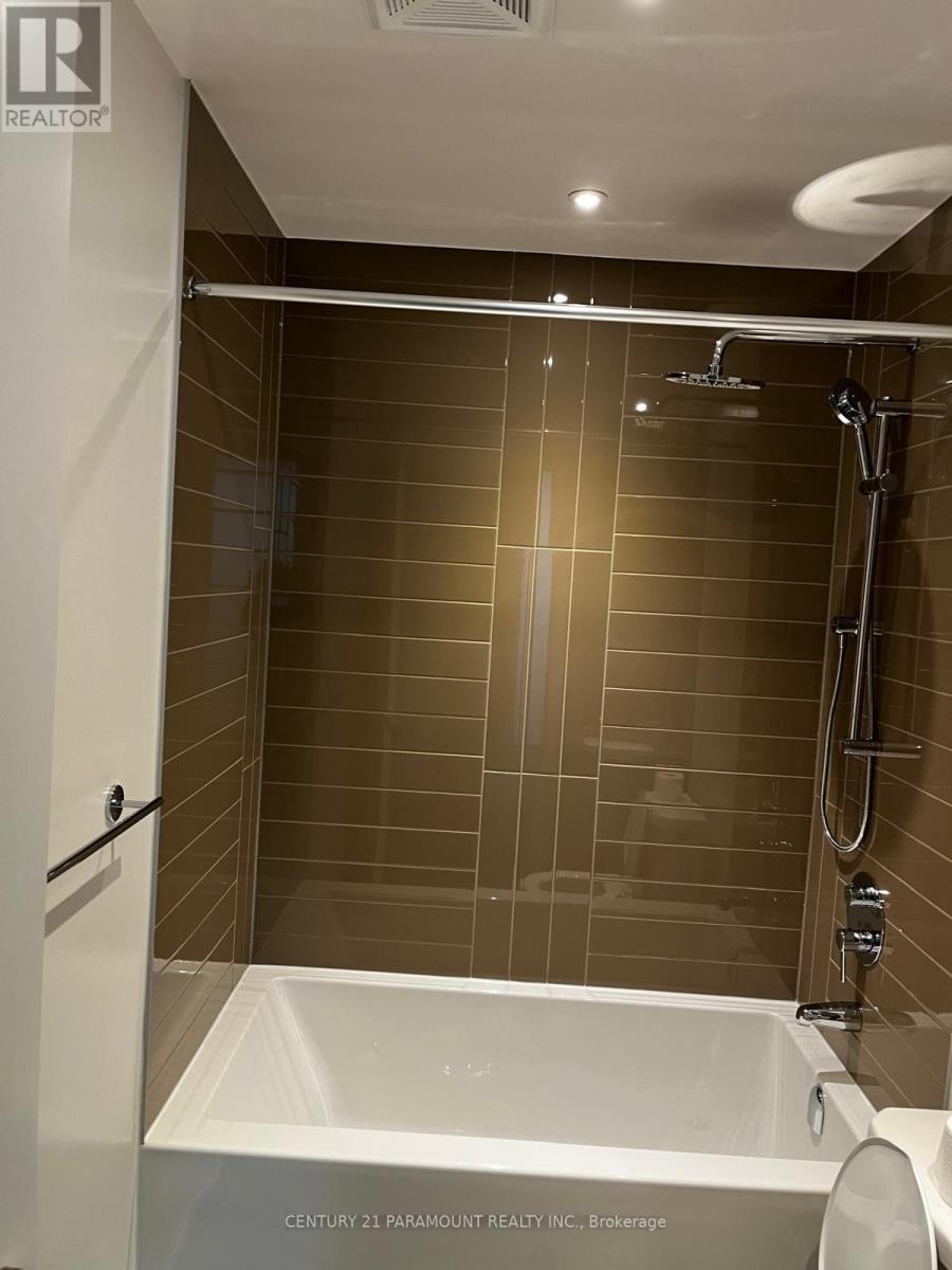 2209 - 448 Burnhamthorpe Road W, Mississauga, Ontario  L5B 0R4 - Photo 6 - W13139820